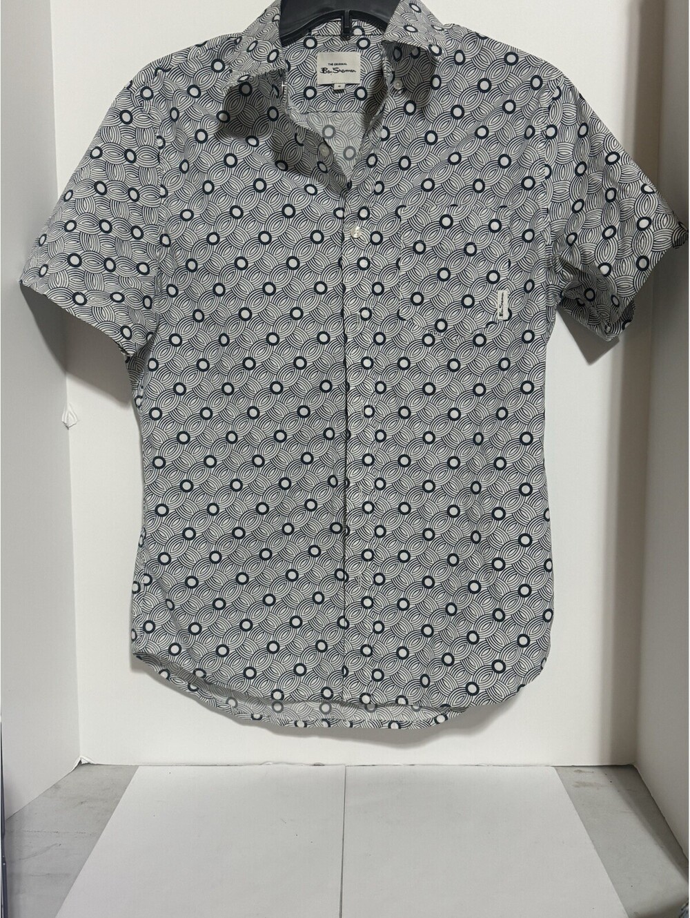 Ben Sherman Button Down Mens Small w/Button Down Collar CL31
